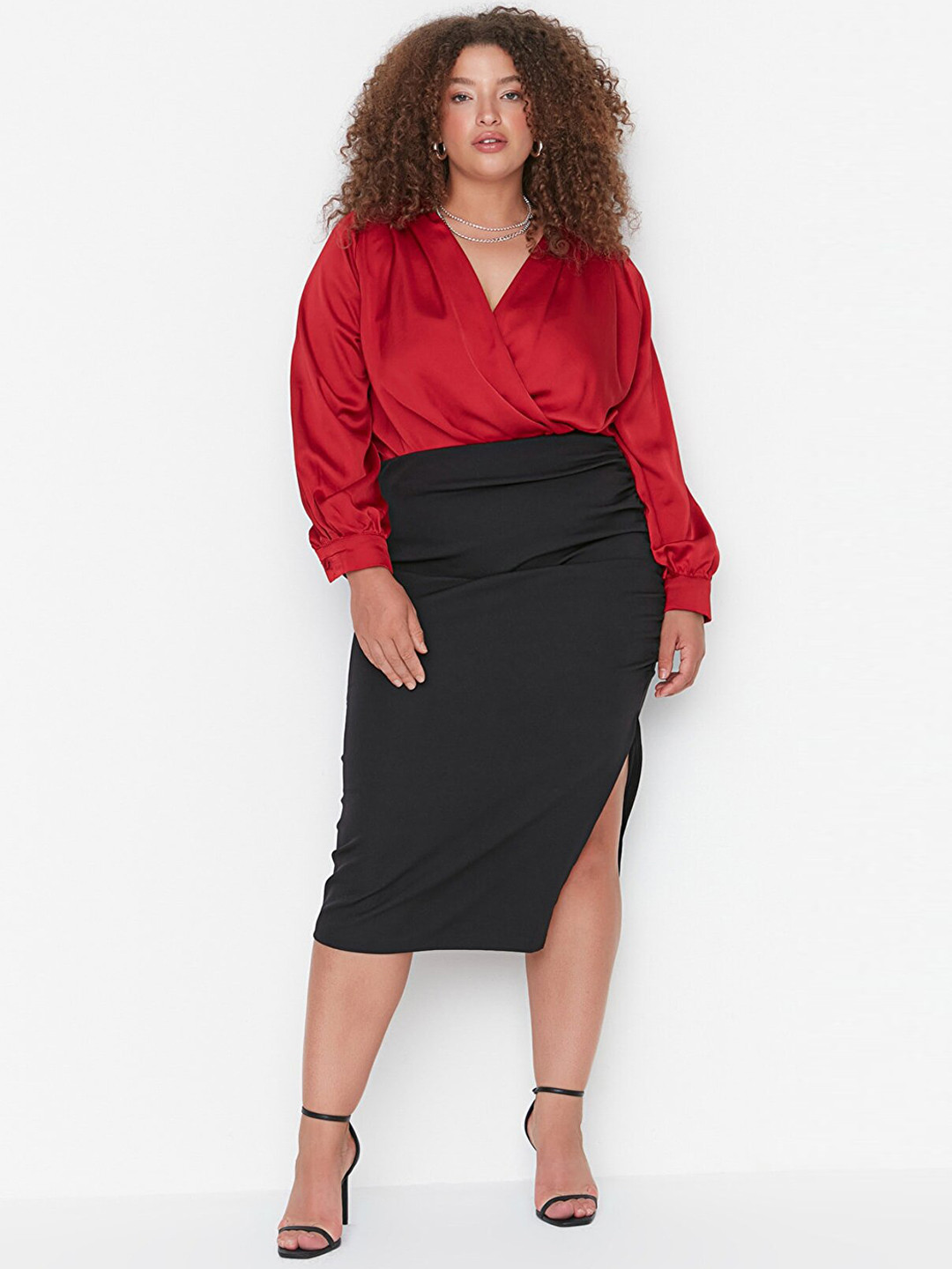 

Trendyol Women Plus Size Knee-Length Pencil Skirt, Black