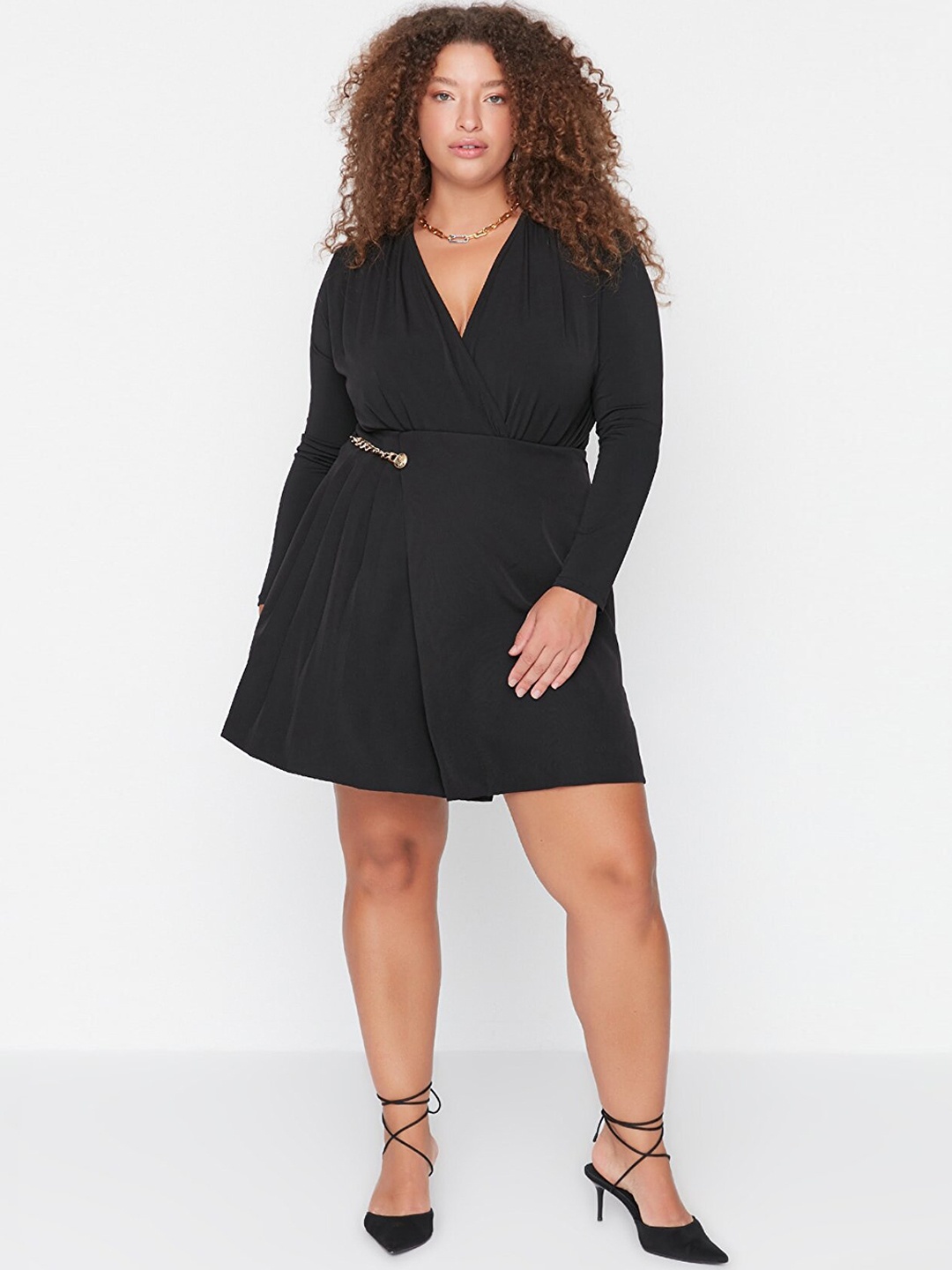 

Trendyol Plus Size A-Line Above-Knee Skirt, Black