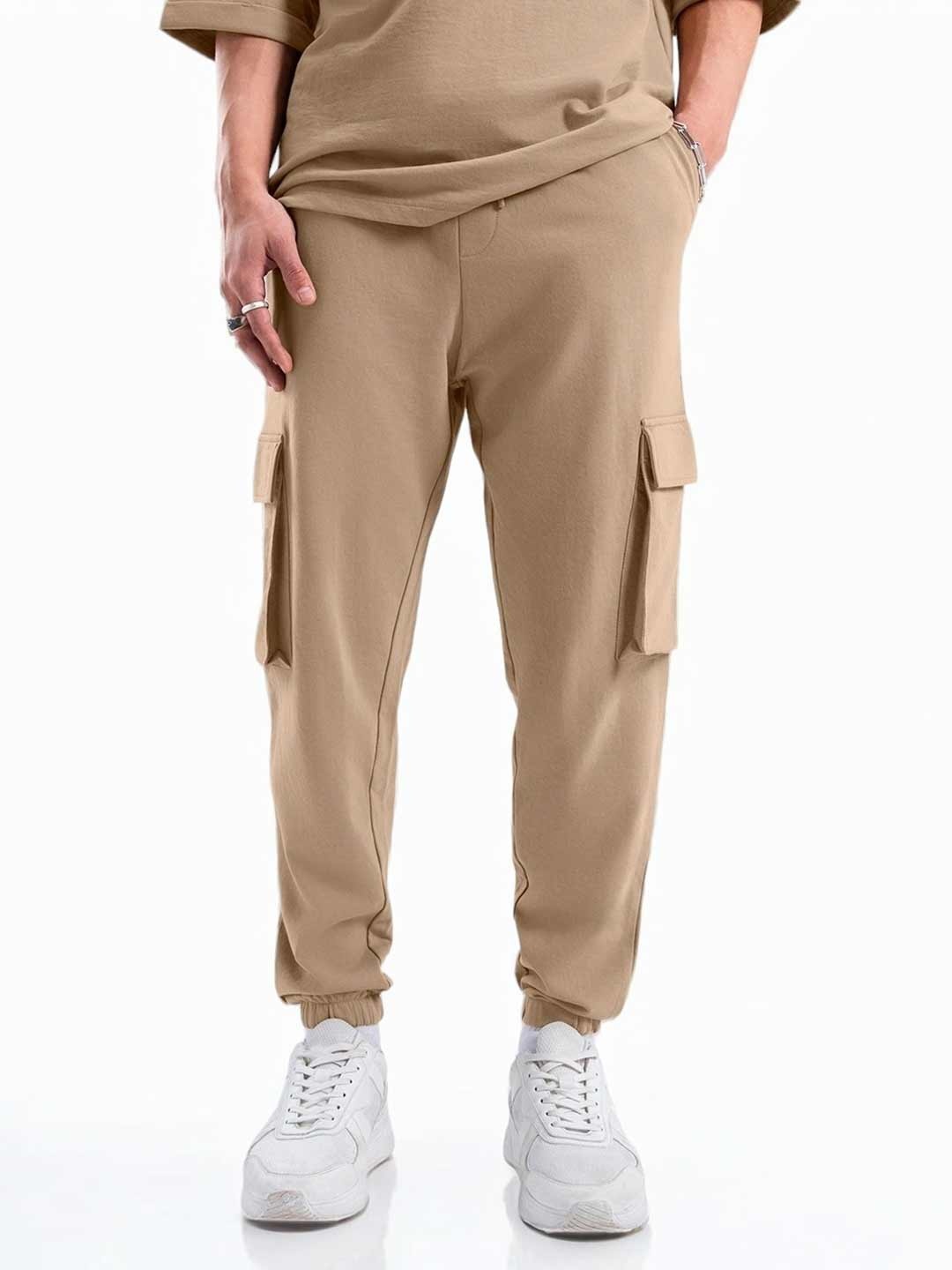 

Bewakoof Air 1.0 Men Oversized Cargo Joggers, Brown