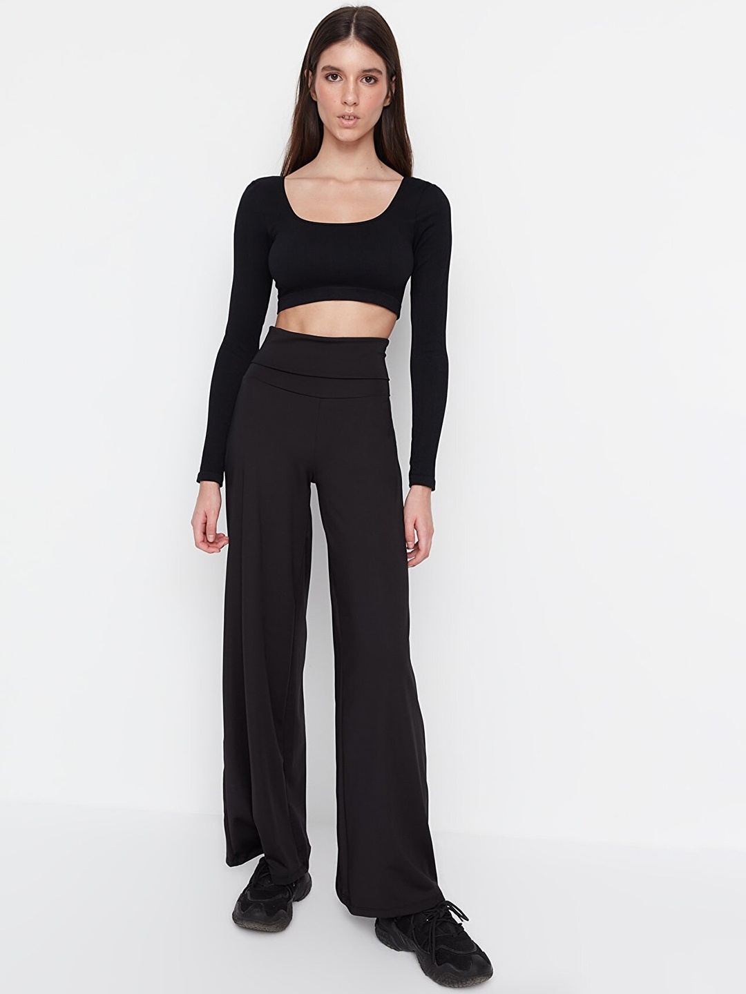 

Trendyol Women BootCut Trousers, Black