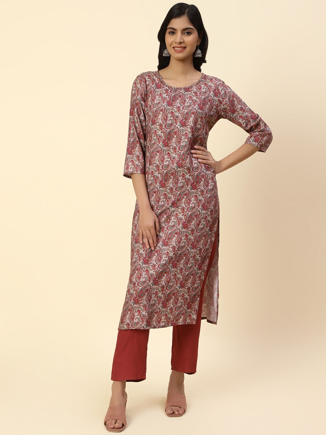 

Meena Bazaar Women Paisley Printed Kurta with Trousers, Grey