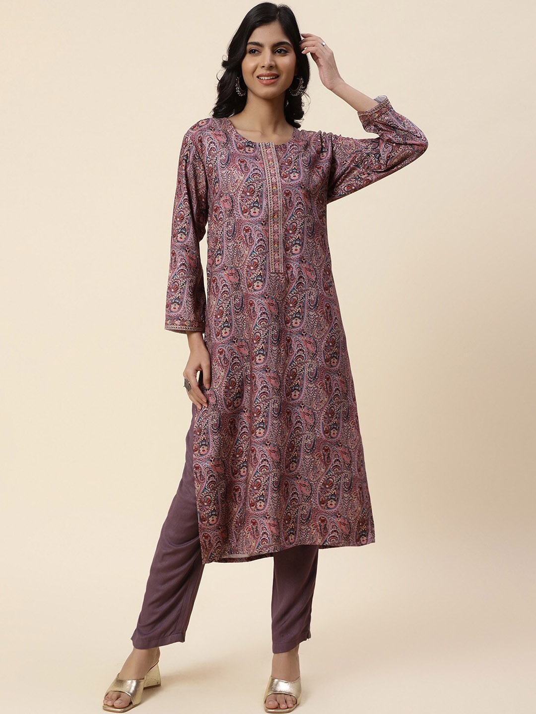

Meena Bazaar Women Paisley Printed Kurta with Trousers, Purple