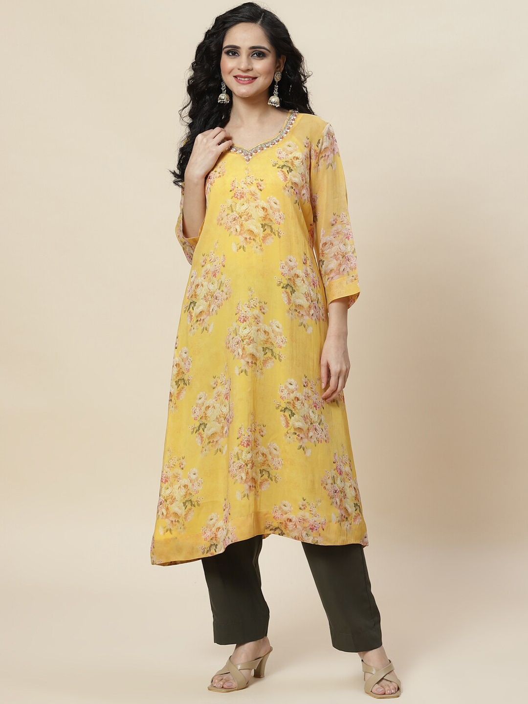 

Meena Bazaar Women Floral Printed Beads and Stones Kurta with Palazzos, Yellow