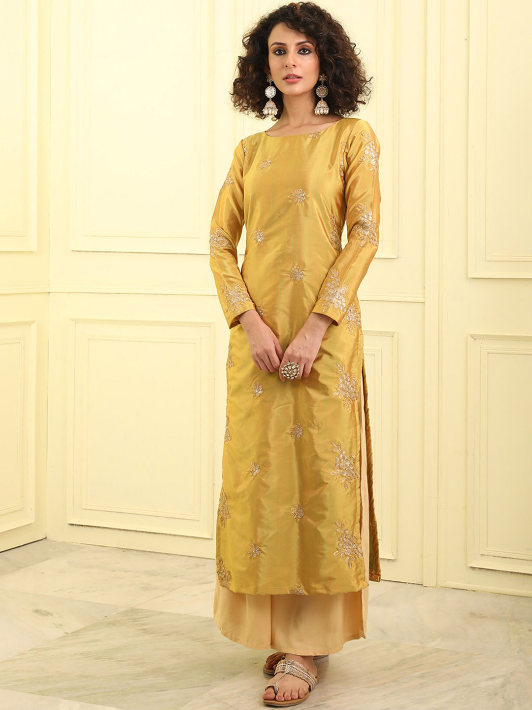 

BEATITUDE Women Floral Embroidered Thread Work Silk Kurta, Yellow