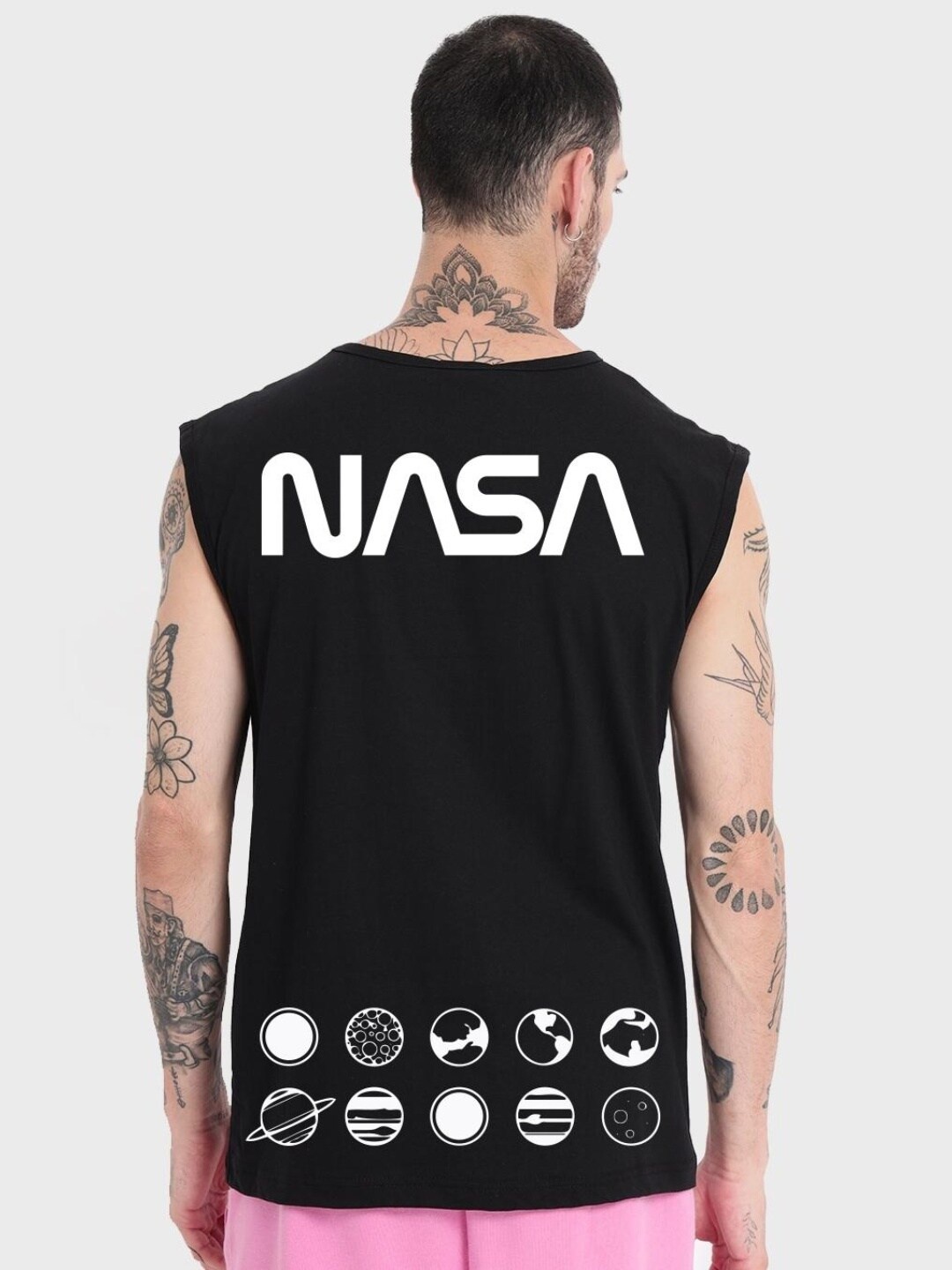 

Bewakoof Men Typography NASA Printed Boxy Cotton T-shirt, Black