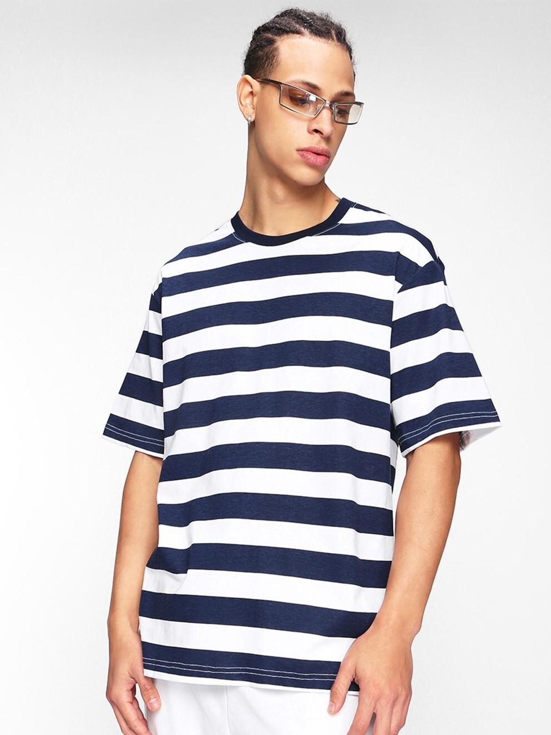 

Bewakoof Men Striped Loose Cotton T-shirt, White