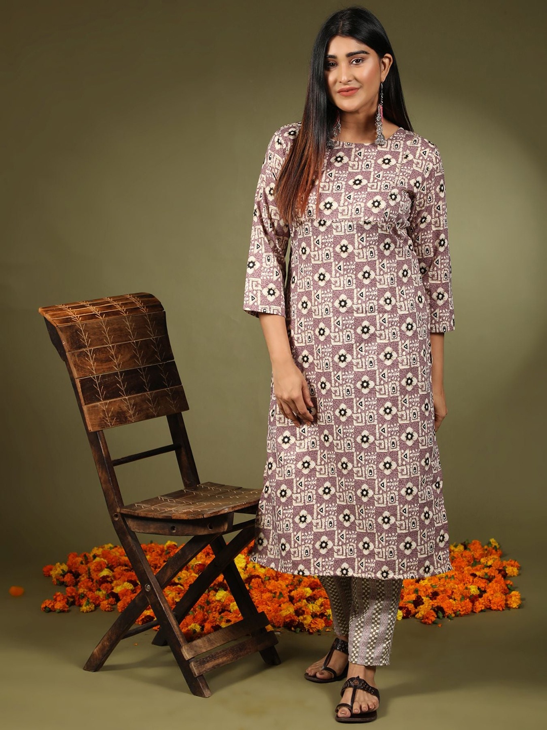 

KALINI Women Ethnic Motifs Printed Kurta with Trousers, Purple