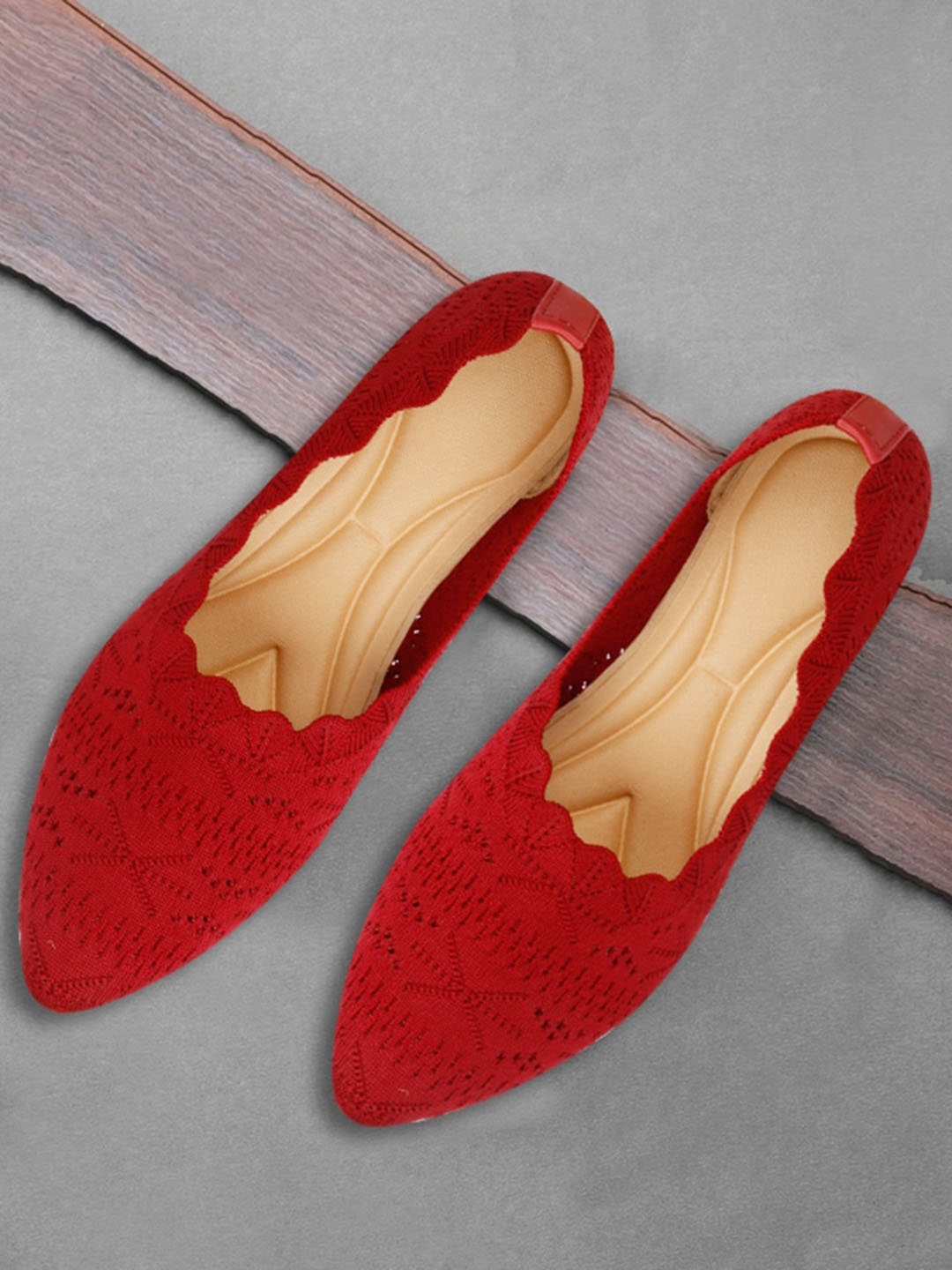 

sneakers villa Women Woven Design Ballerinas, Red