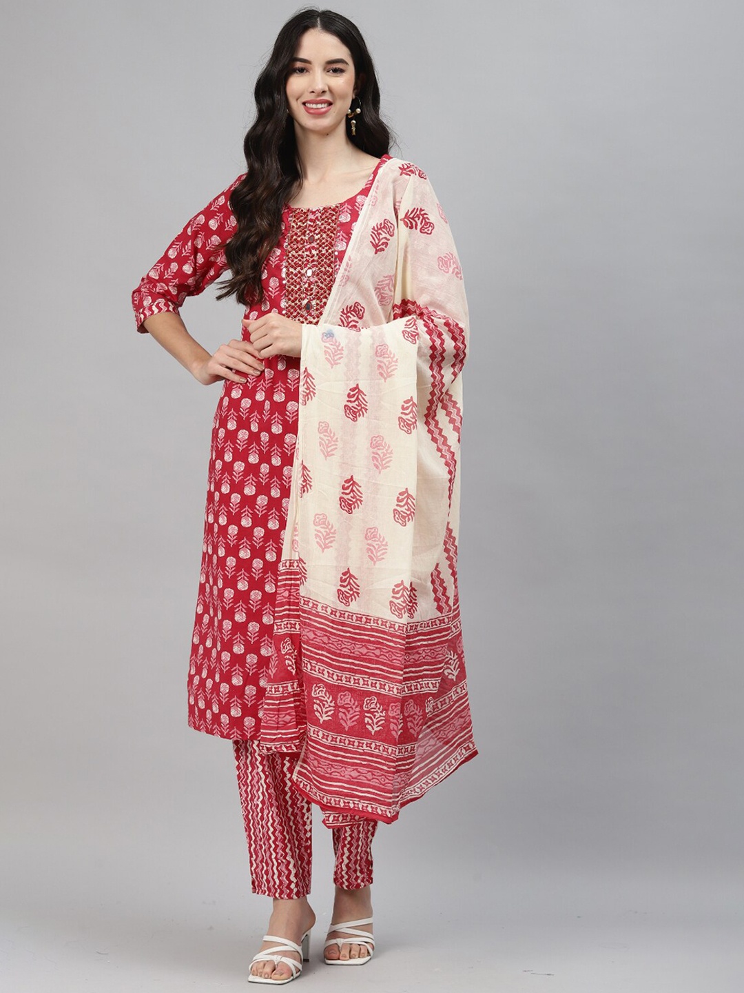 

KALINI Floral Printed Gotta Patti Kurta with Trousers & With Dupatta, Red