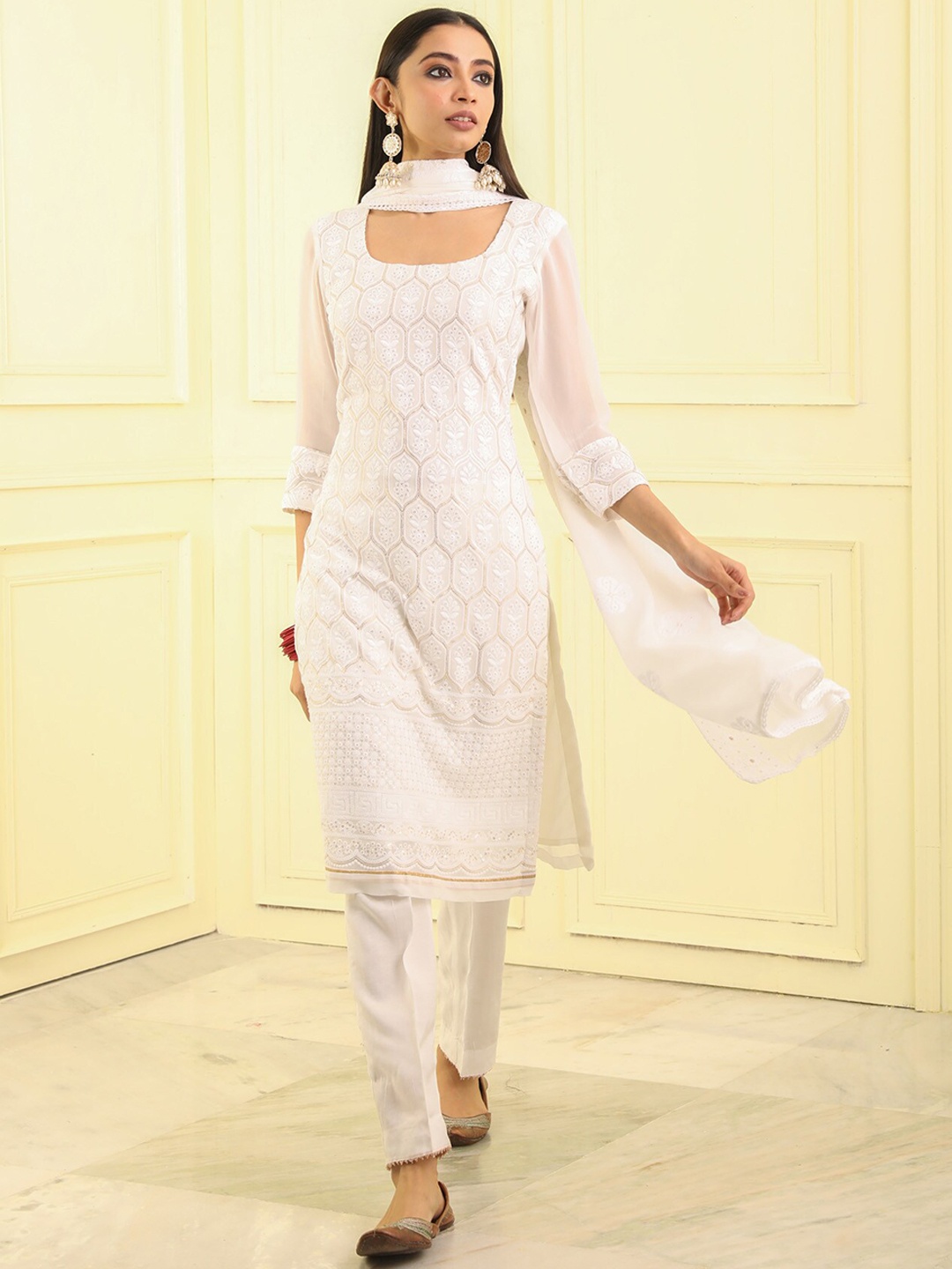 

BEATITUDE Floral Embroidered Sequinned Silk Blend Kurta with Trousers & With Dupatta, White