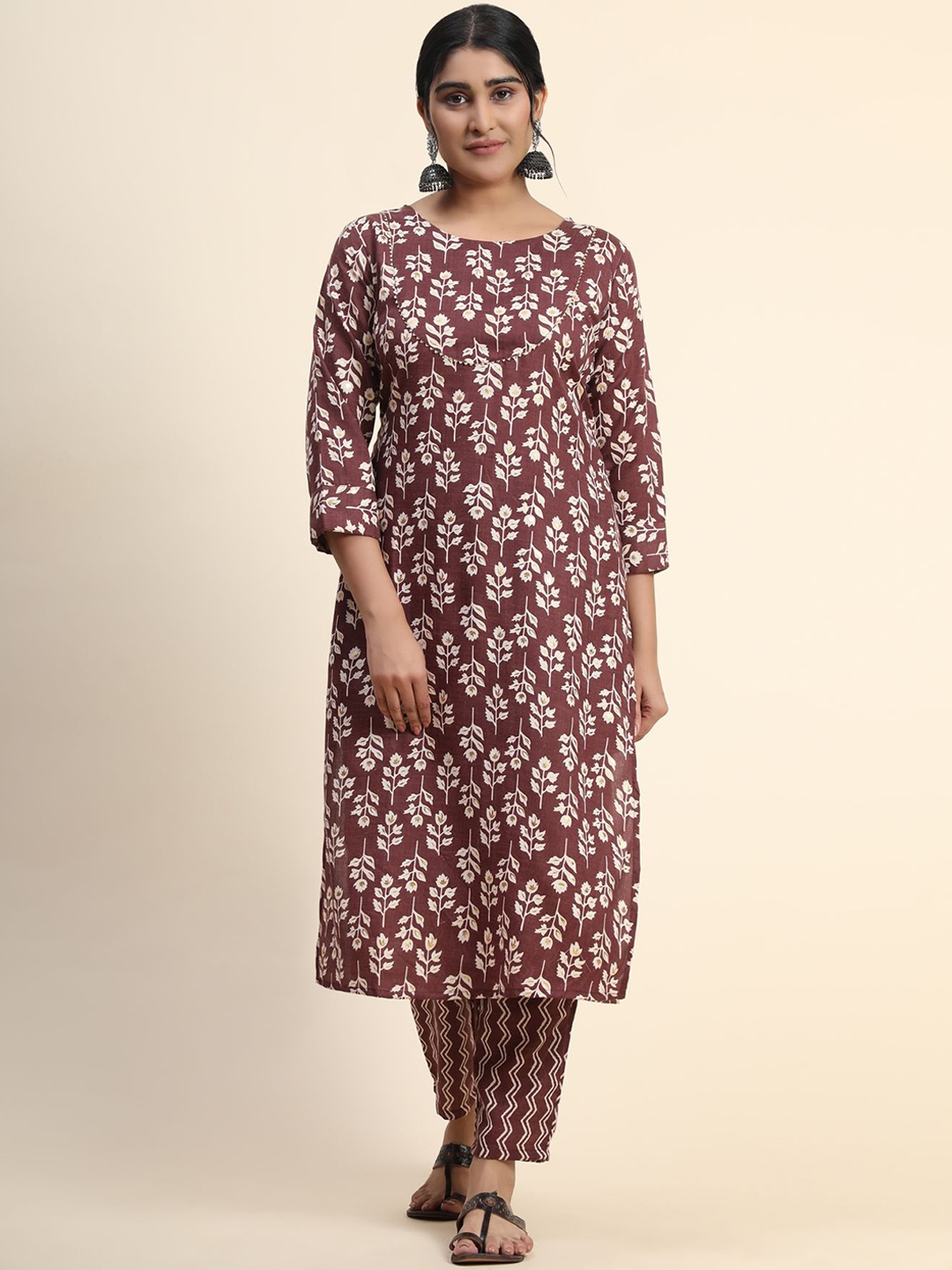 

KALINI Ethnic Motifs Printed Kurta with Trousers, Maroon
