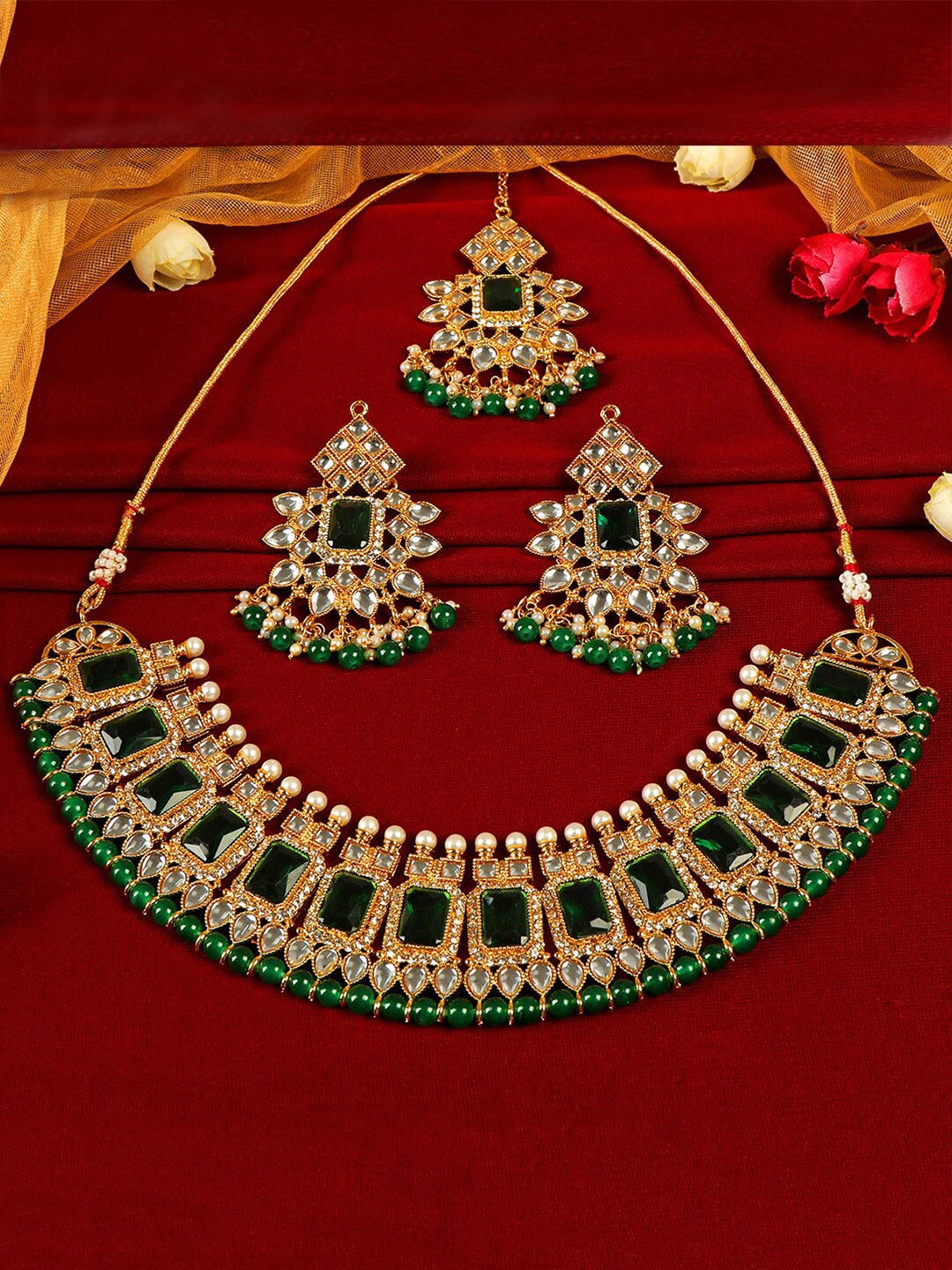 

Alamod Women Gold-Plated Kundan-Studded & Pearl Beaded Jewellery Set, Green