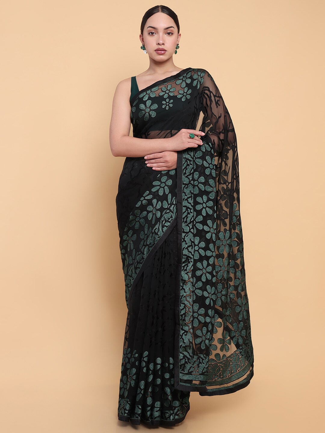 

Soch Floral Pure Georgette Fusion Saree, Black