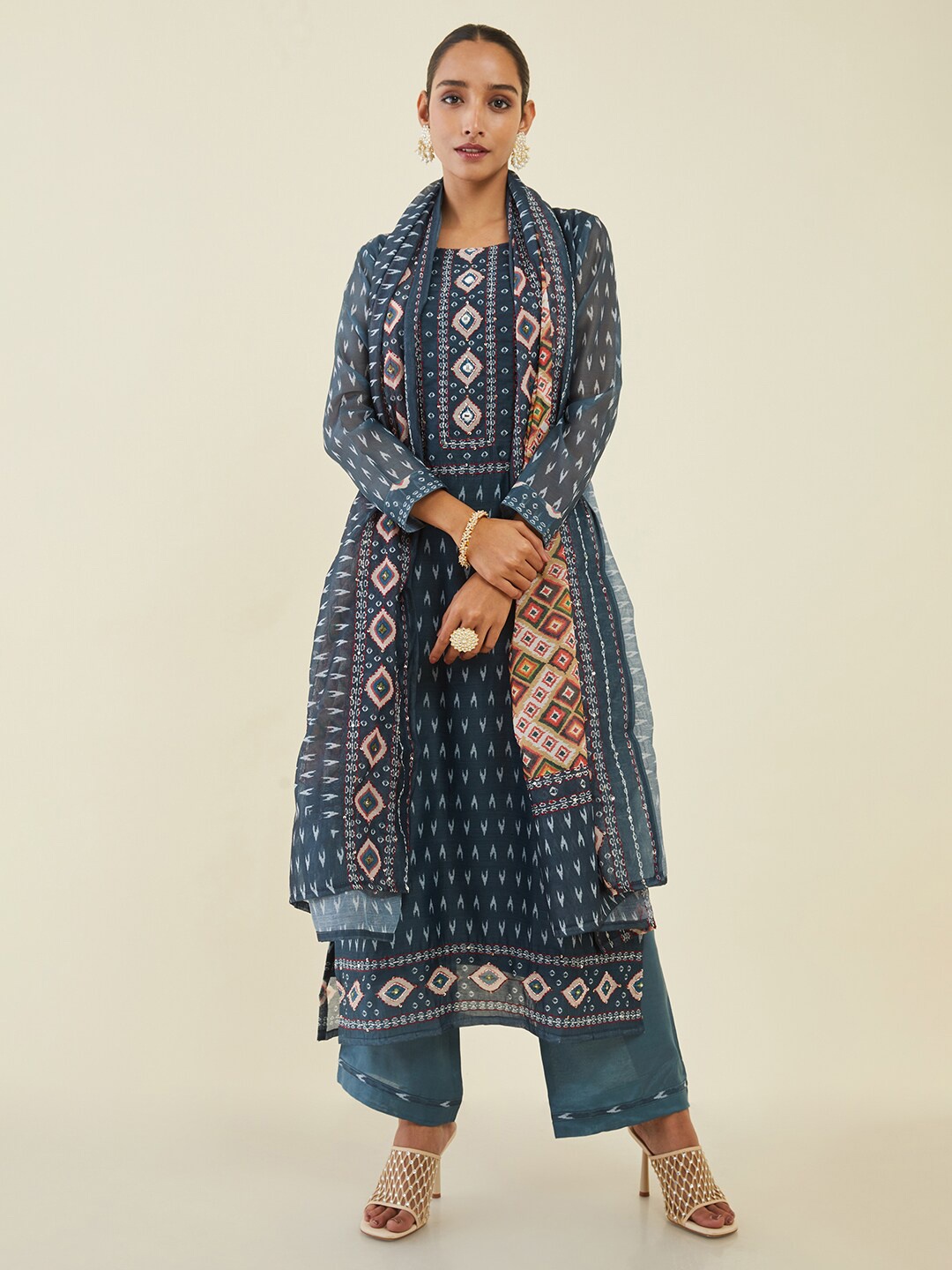 

Soch Printed Unstitched Dress Material, Grey