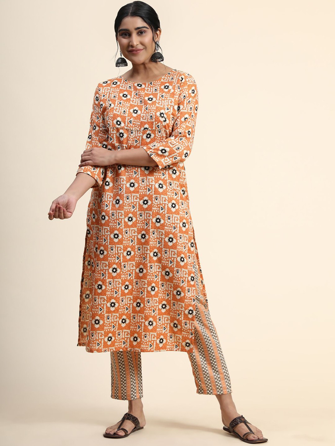 

KALINI Floral Printed Round Neck Kurta with Trousers, Orange