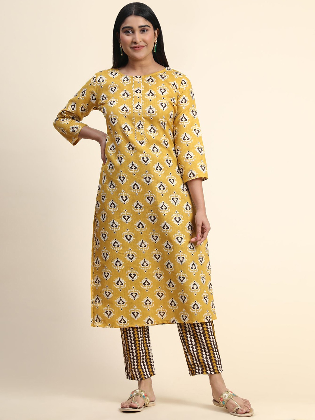 

KALINI Ethnic Motifs Printed Round Neck Kurta with Trousers, Yellow