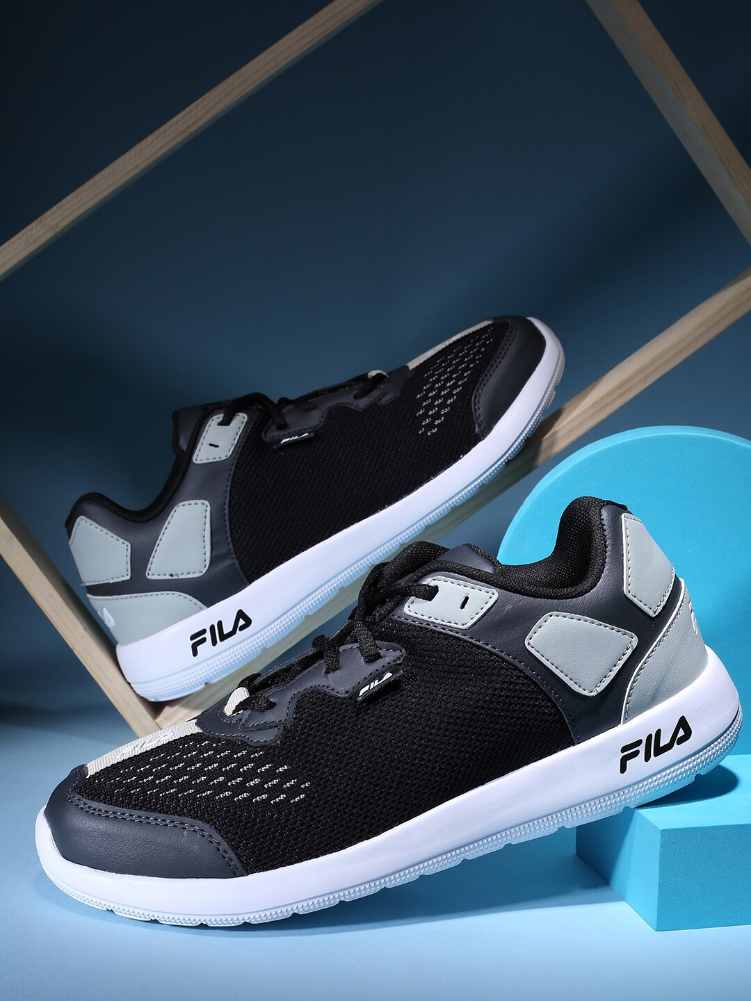 

FILA Men Lace-Ups Running Sports Peror Shoes, Black