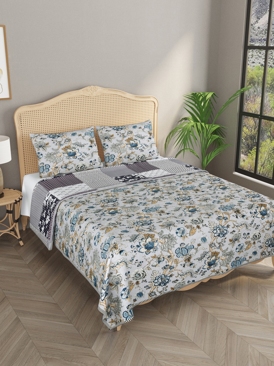 

Gulaab Jaipur Grey & Blue Printed Double King Cotton Bed Cover With 2 Pillow Covers