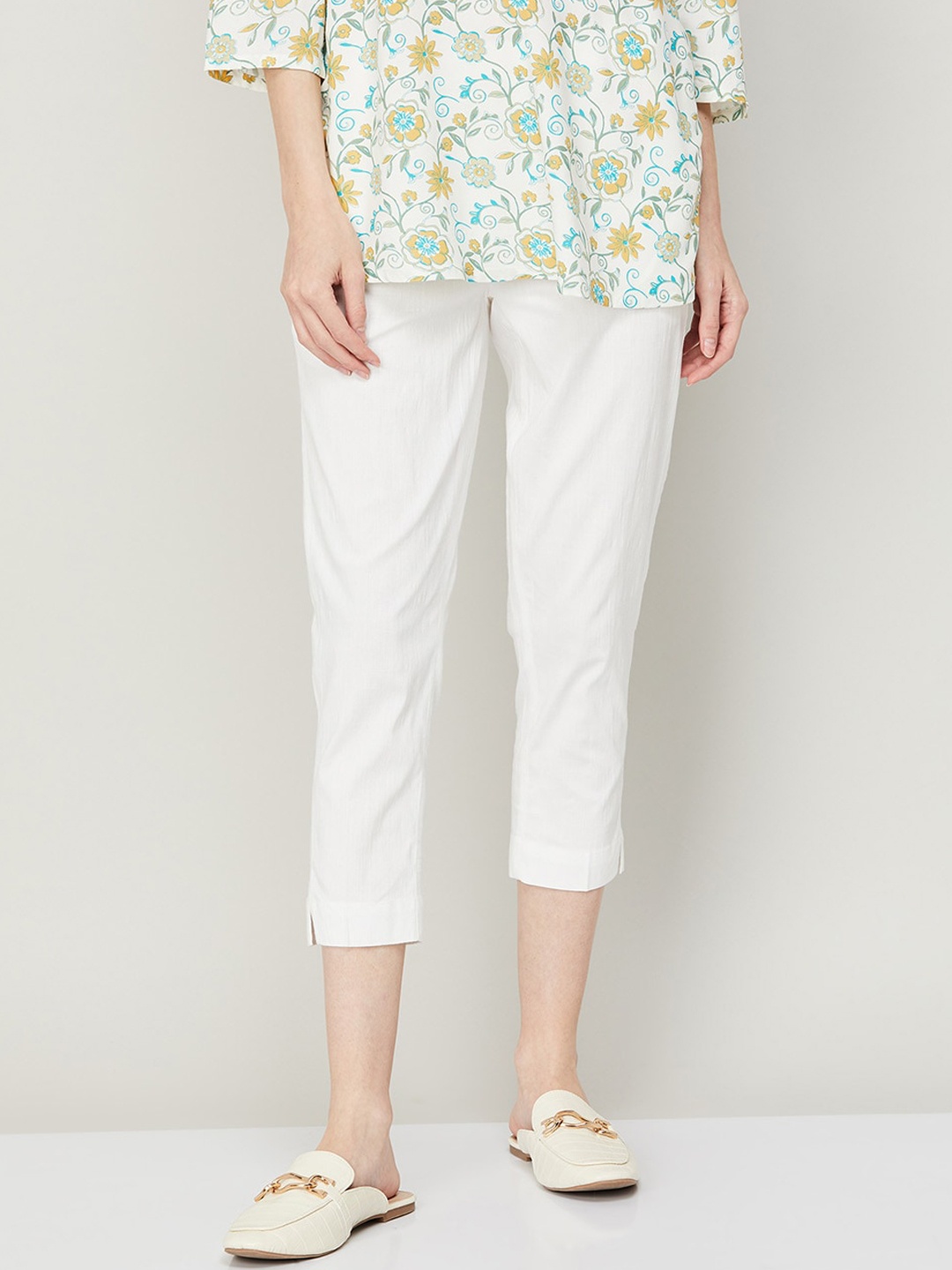 

Melange by Lifestyle Women Solid Cropped Trousers, White