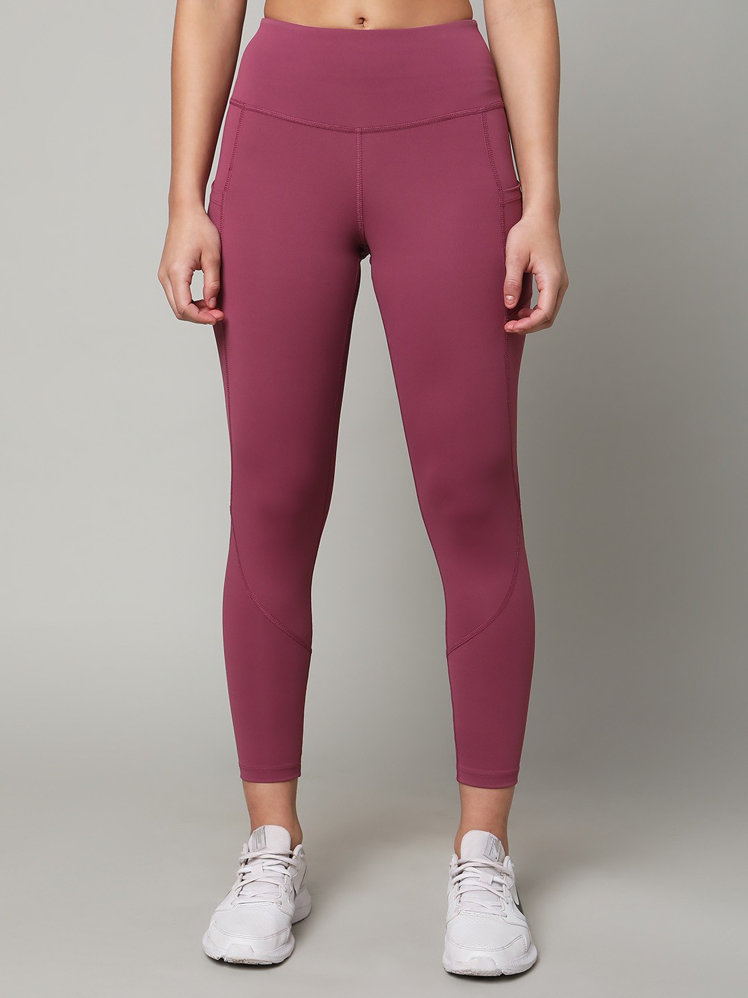 

Silvertraq Women Ankle Length Leggings, Magenta