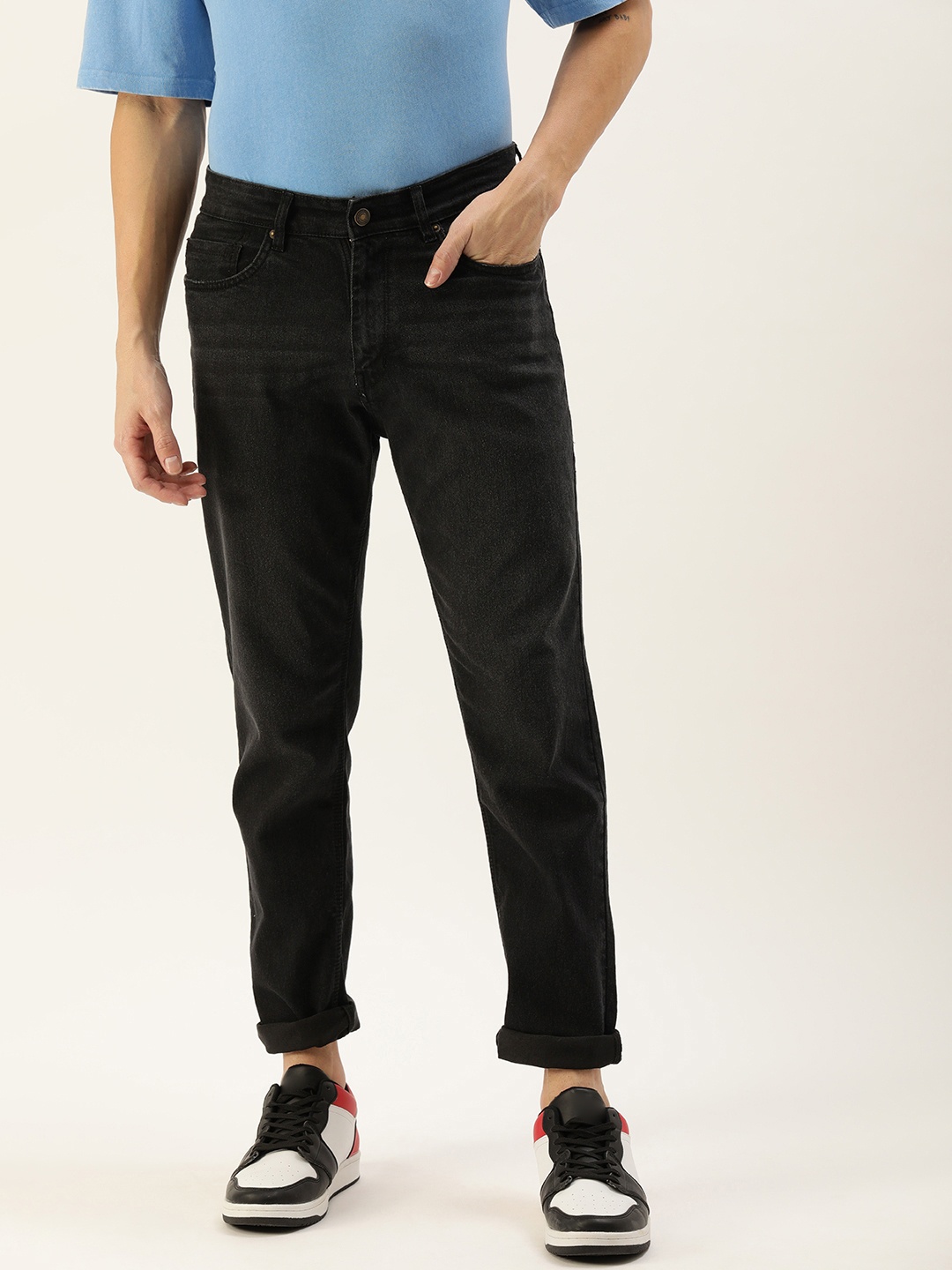 

FOREVER 21 Men Light Fade Mid-Rise Stretchable Jeans, Black