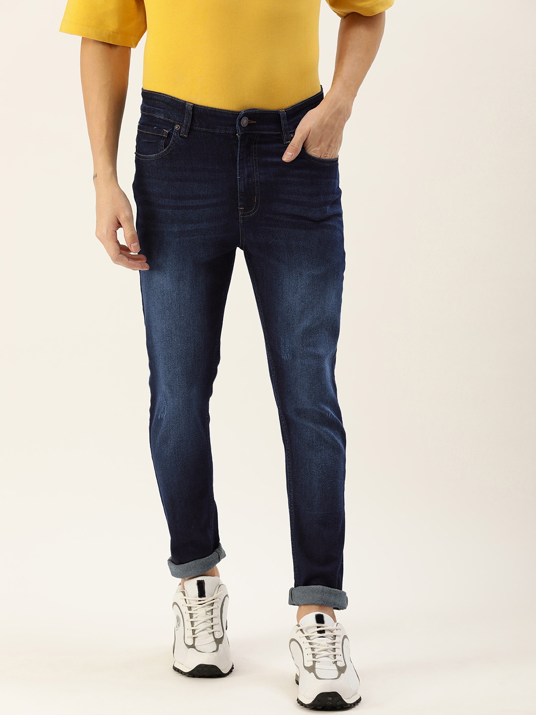 

FOREVER 21 Men Mildly Distressed Light Fade Mid-Rise Stretchable Jeans, Blue