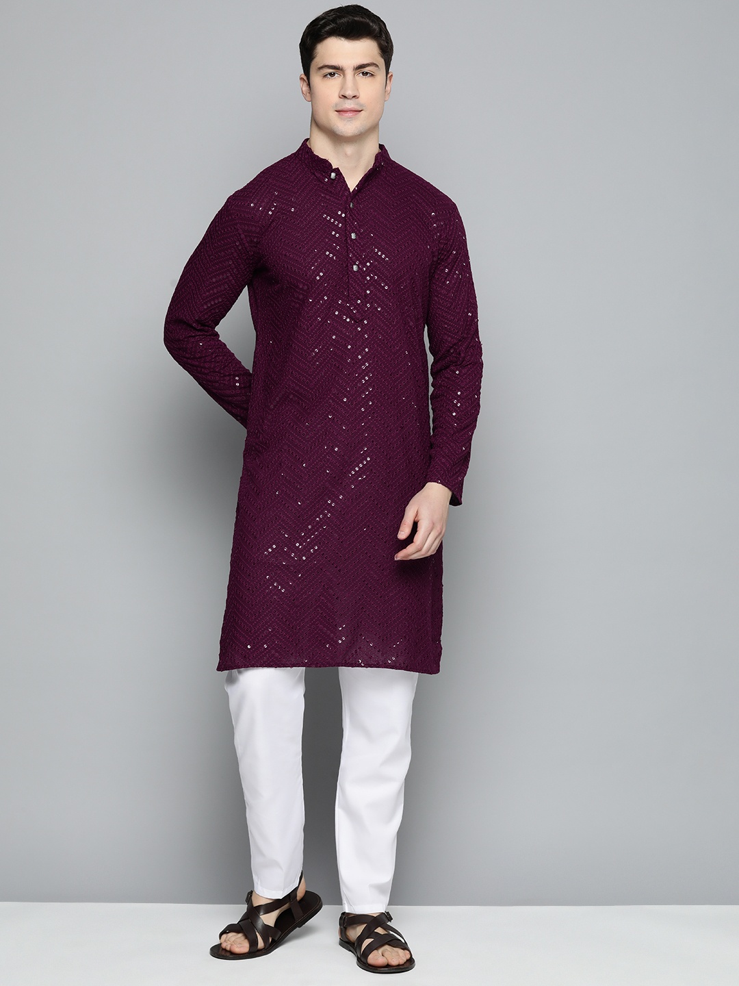 

Jompers Men Embroidered Sequinned Pure Cotton Kurta with Pyjamas, Purple
