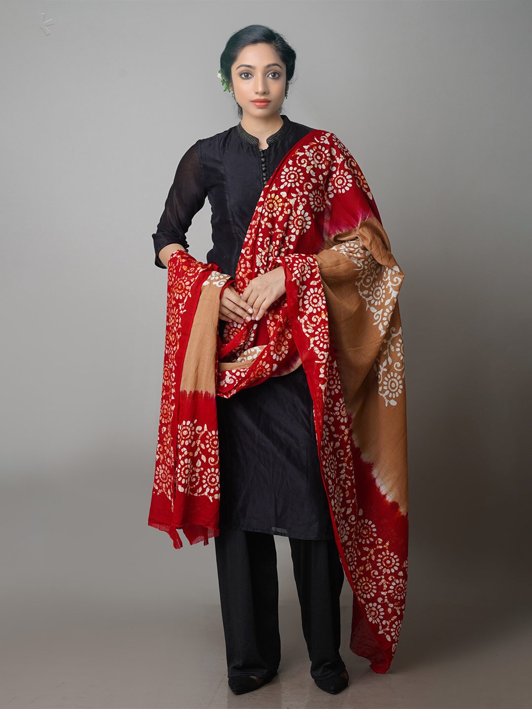 

Unnati Silks Brown & Maroon Ethnic Motifs Printed Pure Cotton Batik Dupatta