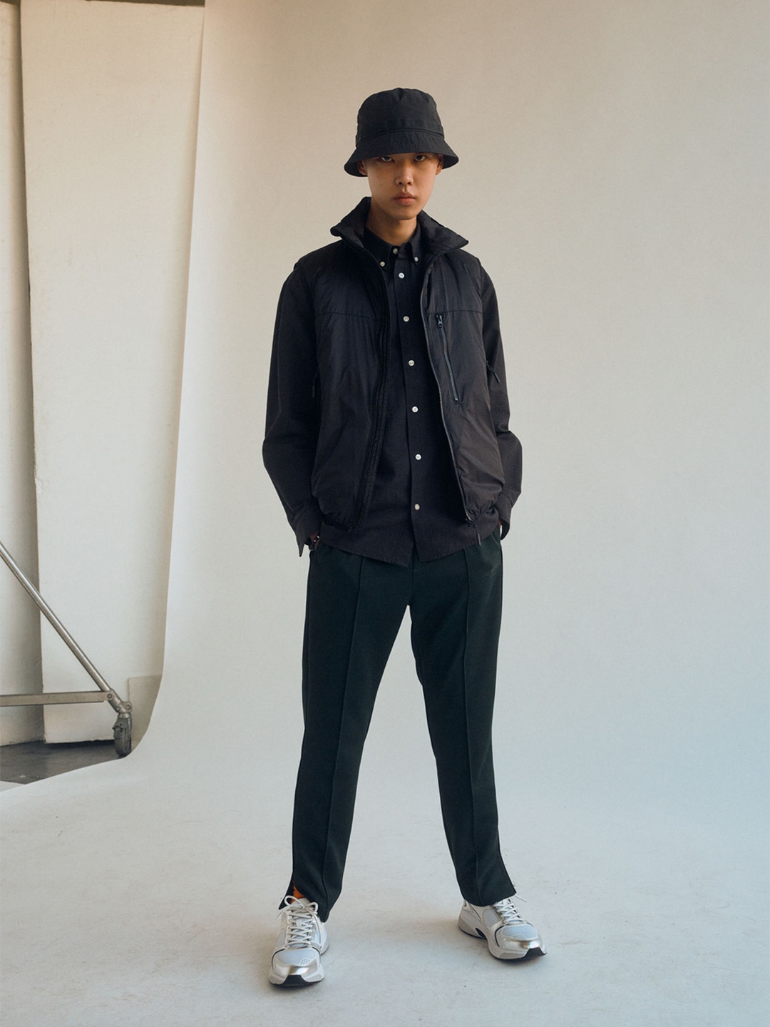 

H&M Men Relaxed Fit Oxford Shirt, Charcoal