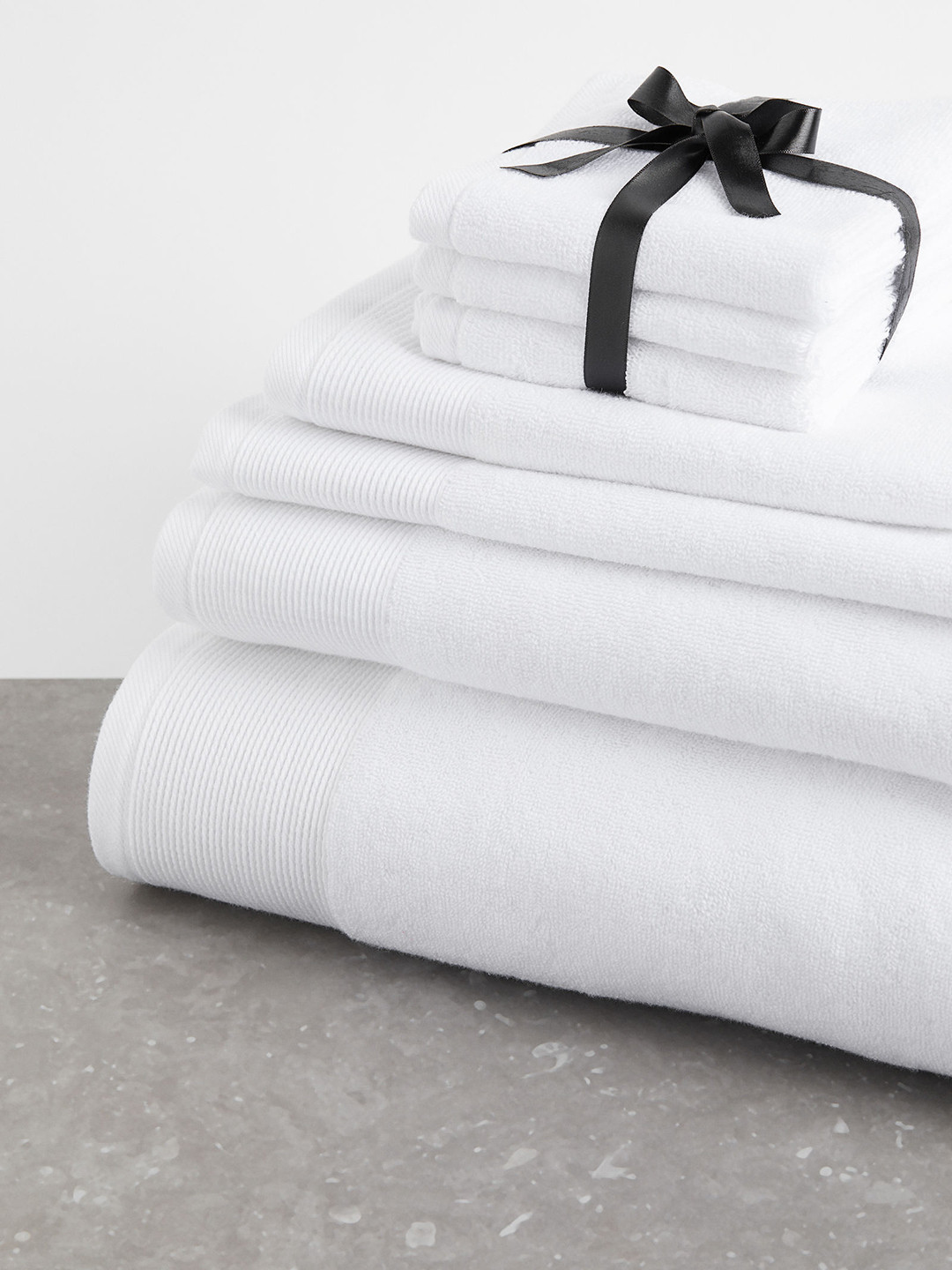 

H&M White Cotton Terry Hand Towel