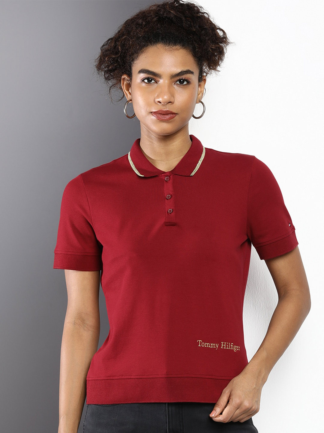 

Tommy Hilfiger Women Polo Collar T-shirt, Maroon