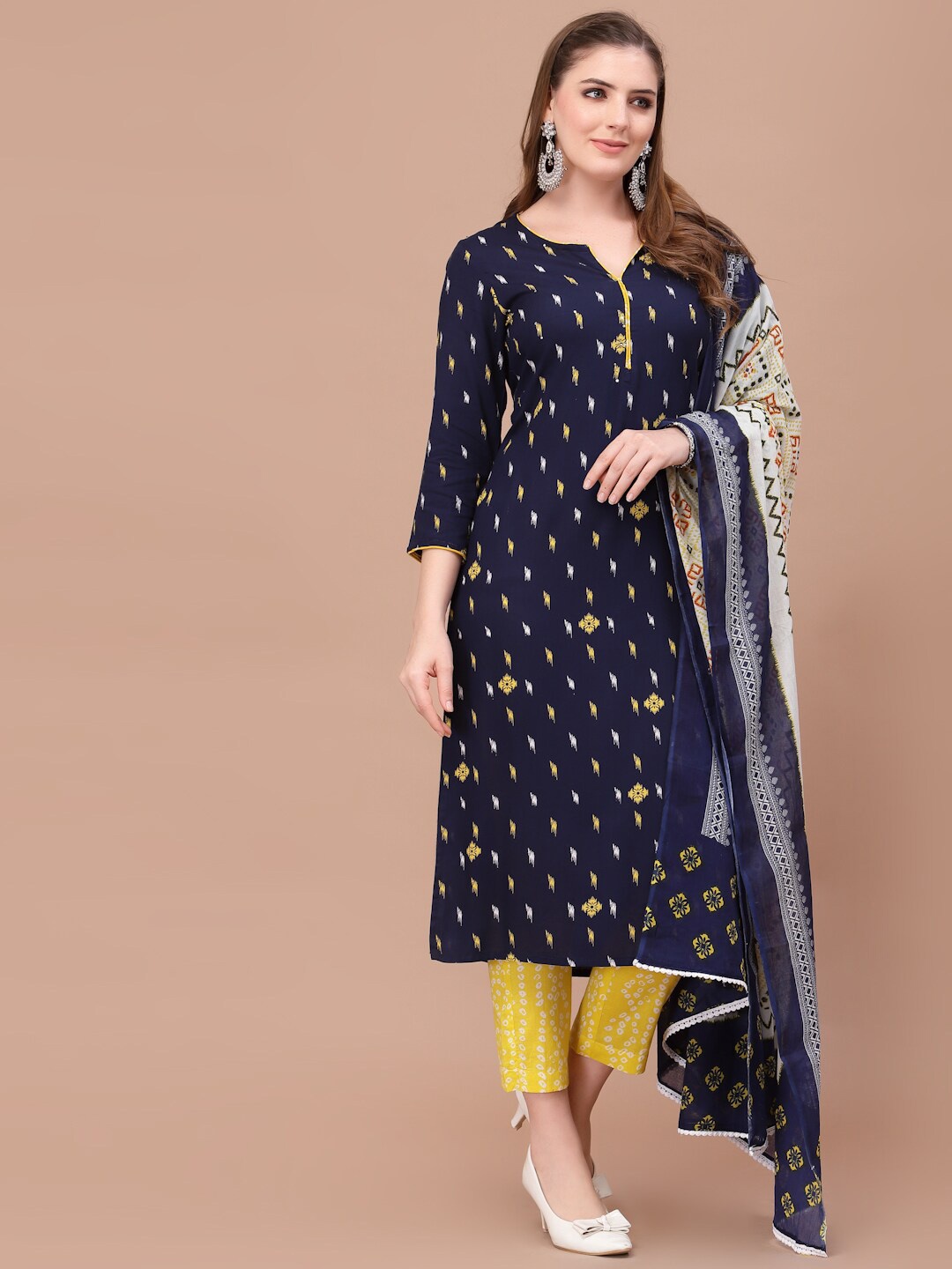 

PRAKRTEE Ethnic Motifs Printed Kurta with Trousers & With Dupatta, Navy blue