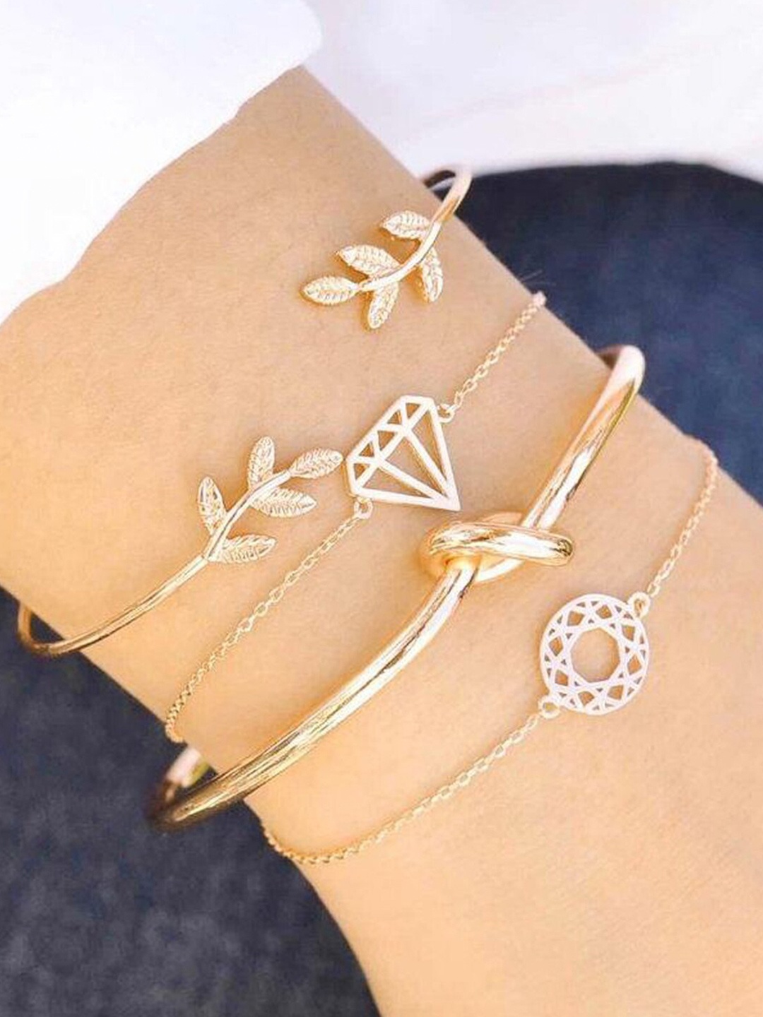 

Jewels Galaxy Women 4 Gold-Toned Gold-Plated Link Bracelet
