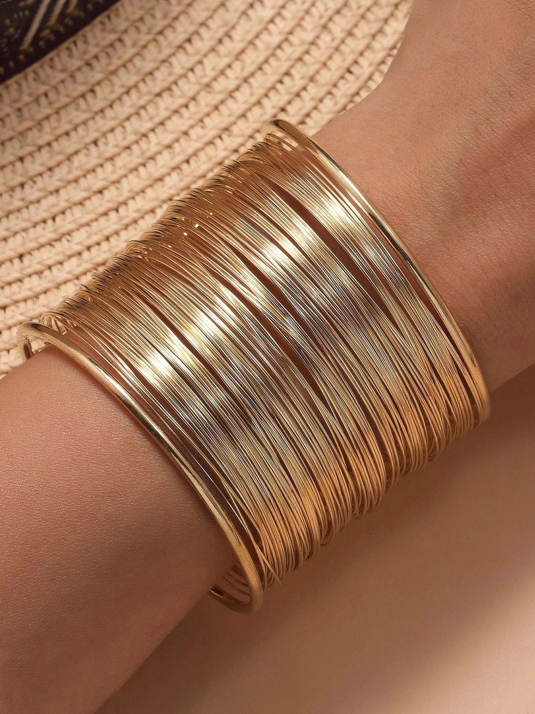 

Jewels Galaxy Women Gold-Toned Gold-Plated Link Bracelet