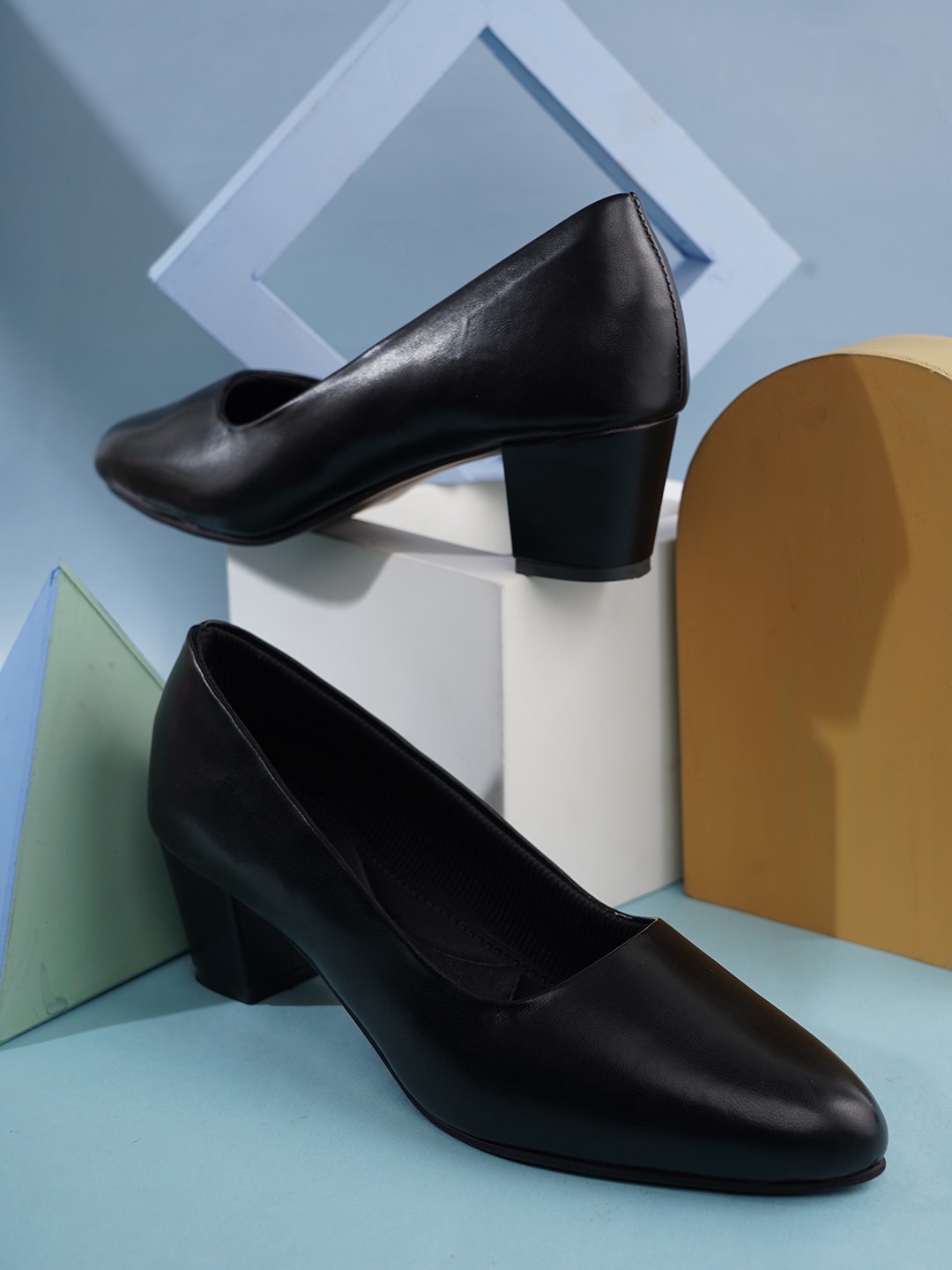 

ICONICS Block Pointed Toe Pumps Heels, Black