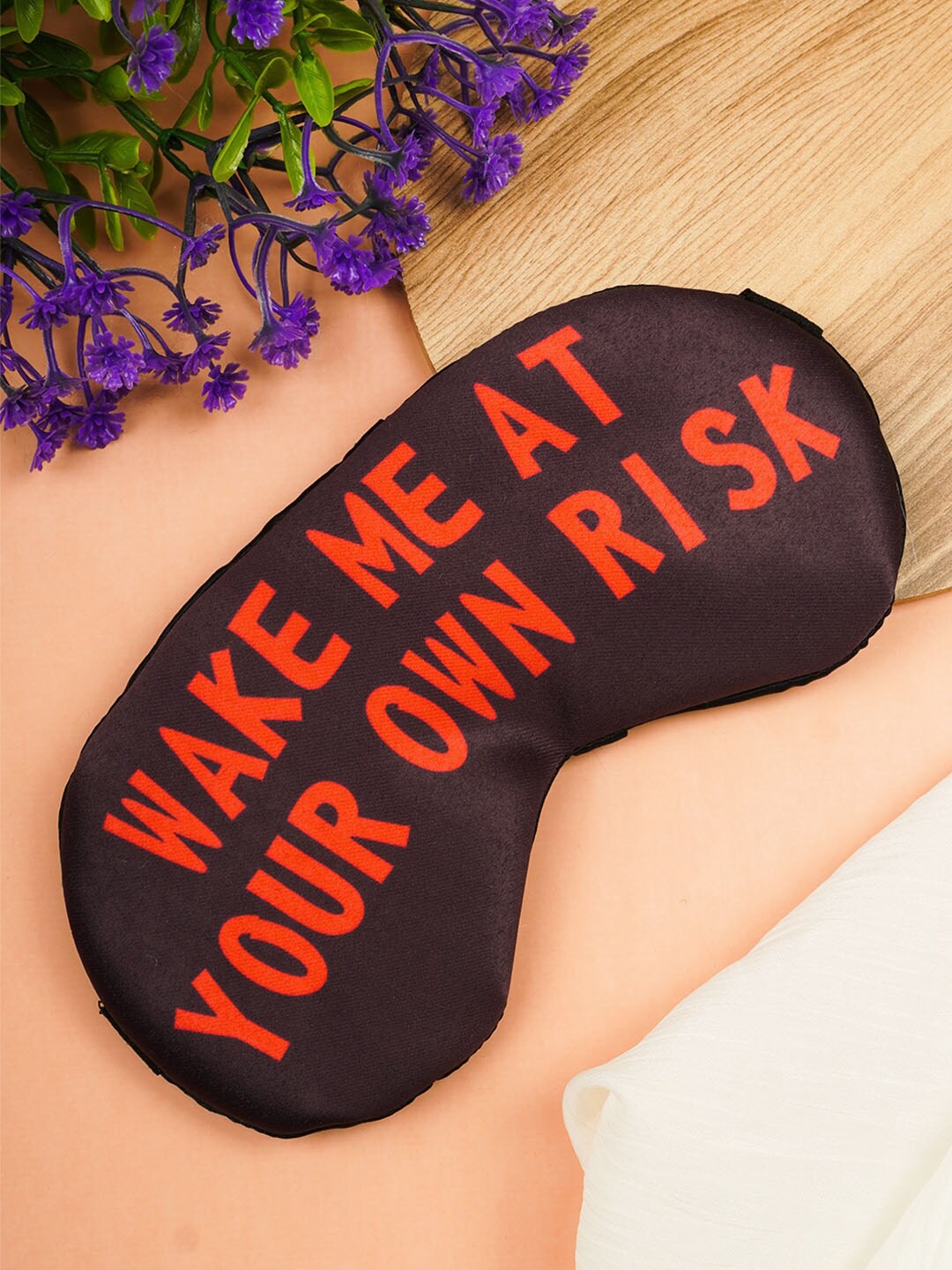 

Crazy Corner Printed Eye Mask, Black