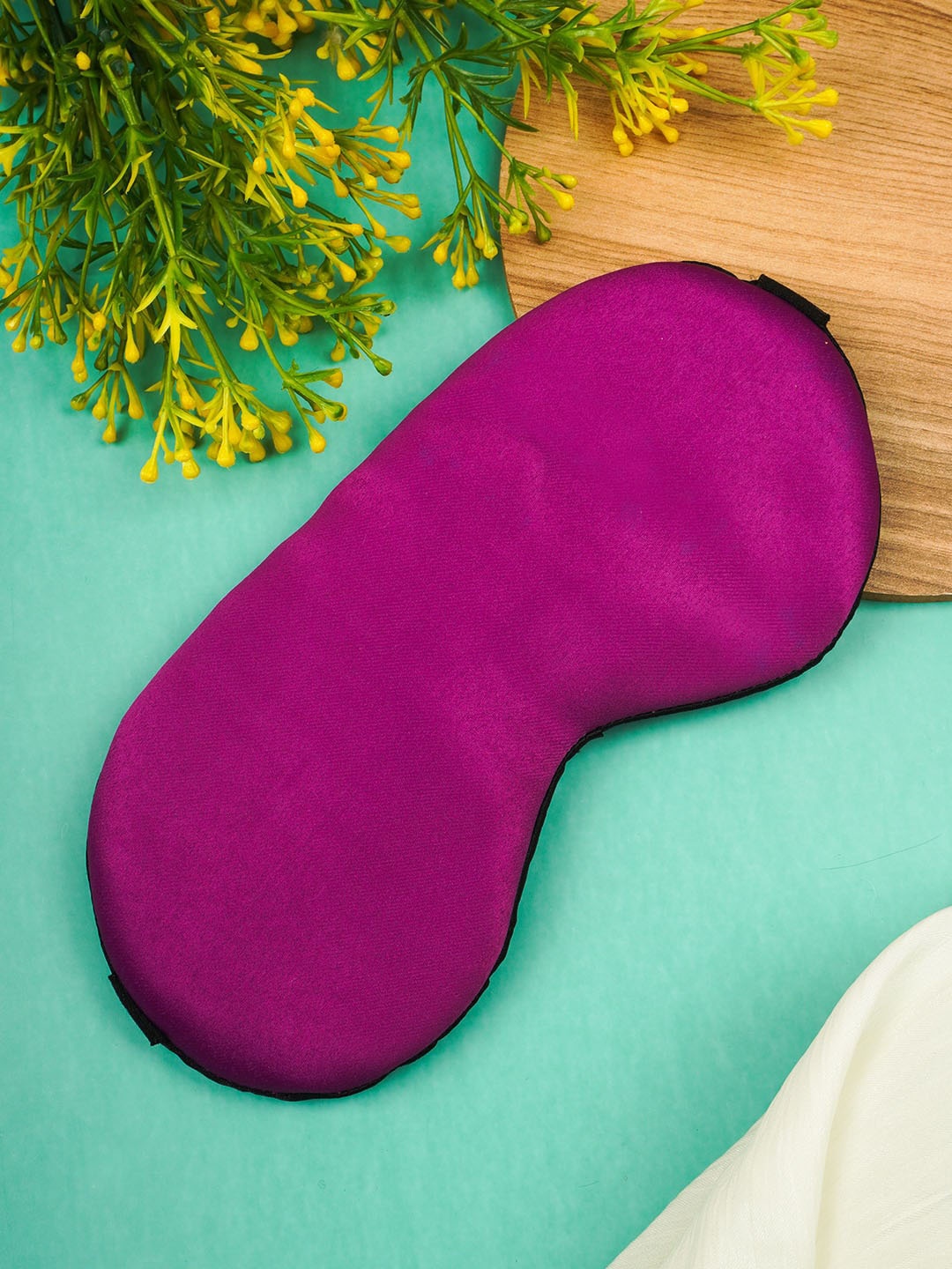 

Crazy Corner Expandable Eye Mask, Purple