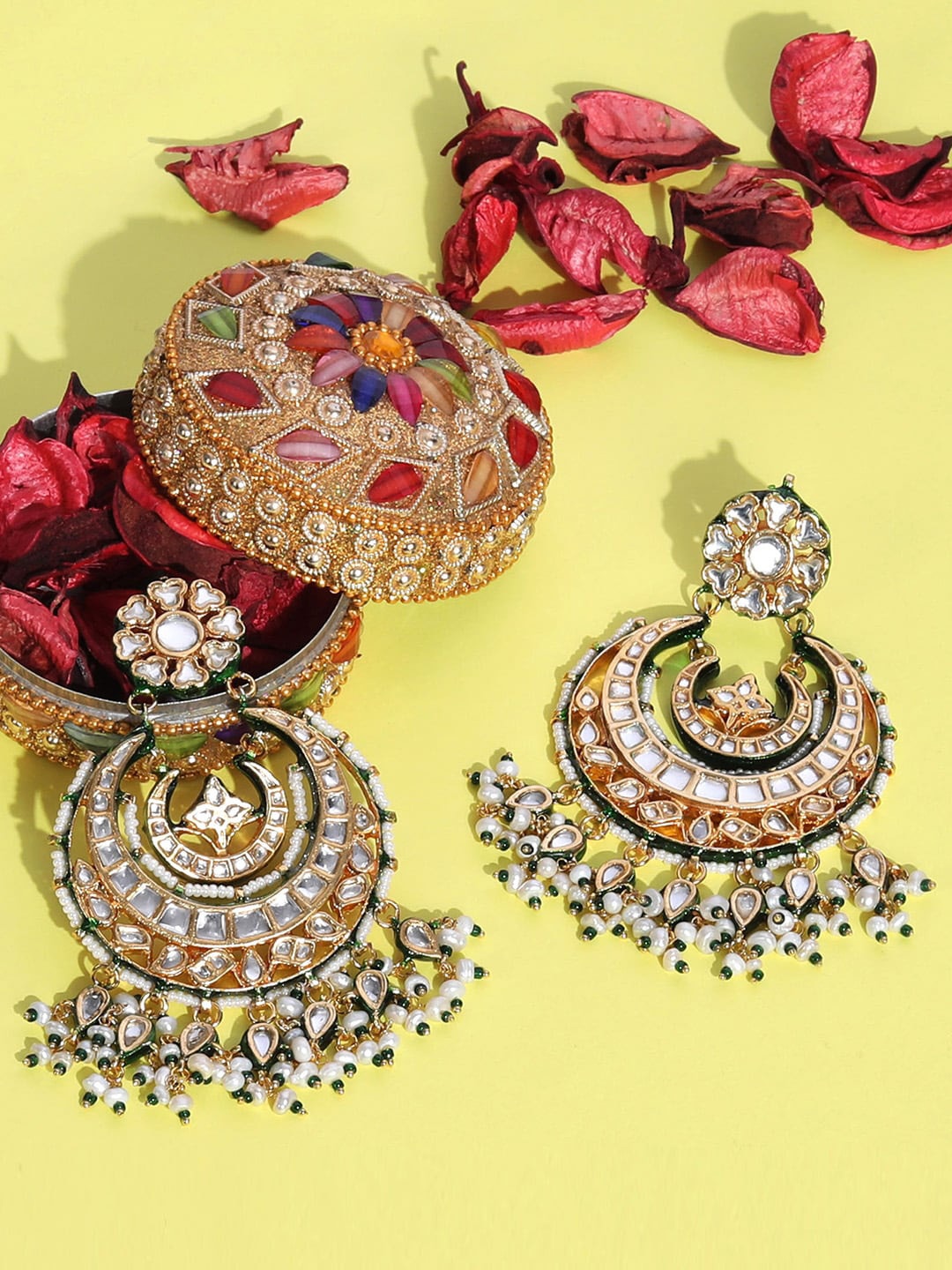 

AURAA TRENDS Sterling Silver Gold Plated Contemporary Chandbalis Earrings