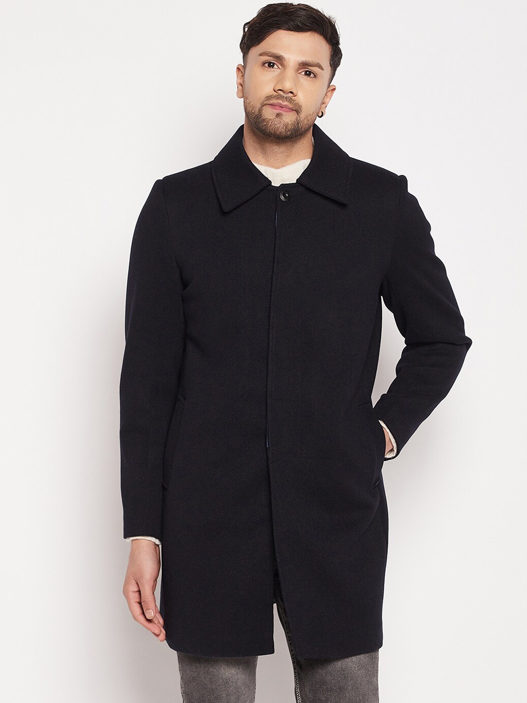 

Okane Men Solid Regular-Fit Wool Overcoat, Navy blue