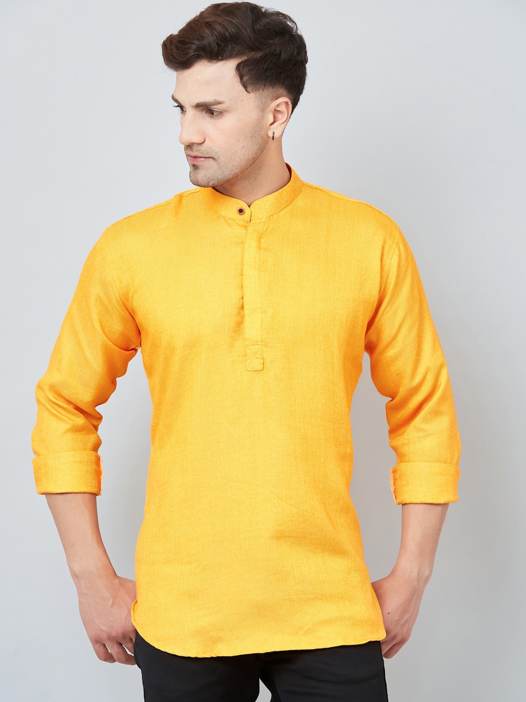 

Armaan Ethnic Men Solid Mandarin Collar Kurta, Yellow