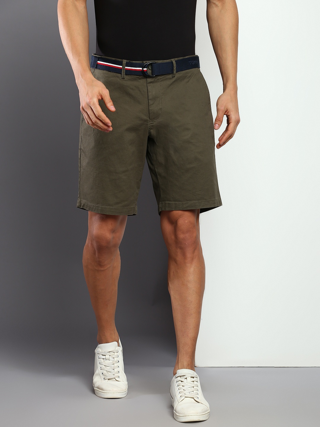 

Tommy Hilfiger Men Solid Chino Shorts, Olive