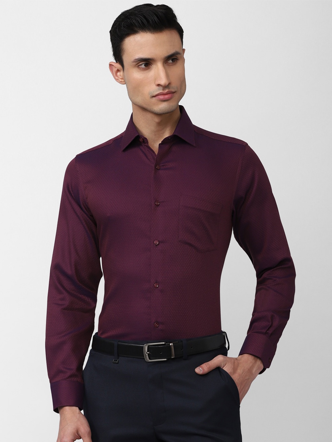 

Van Heusen Men Cotton Formal Shirt, Purple