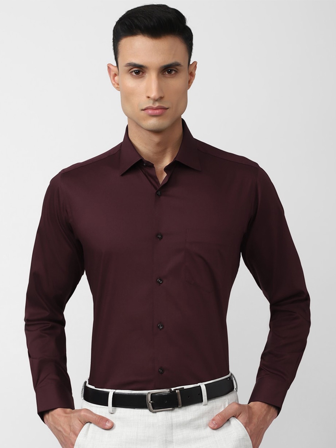 

Van Heusen Men Spread collar Formal Shirt, Maroon