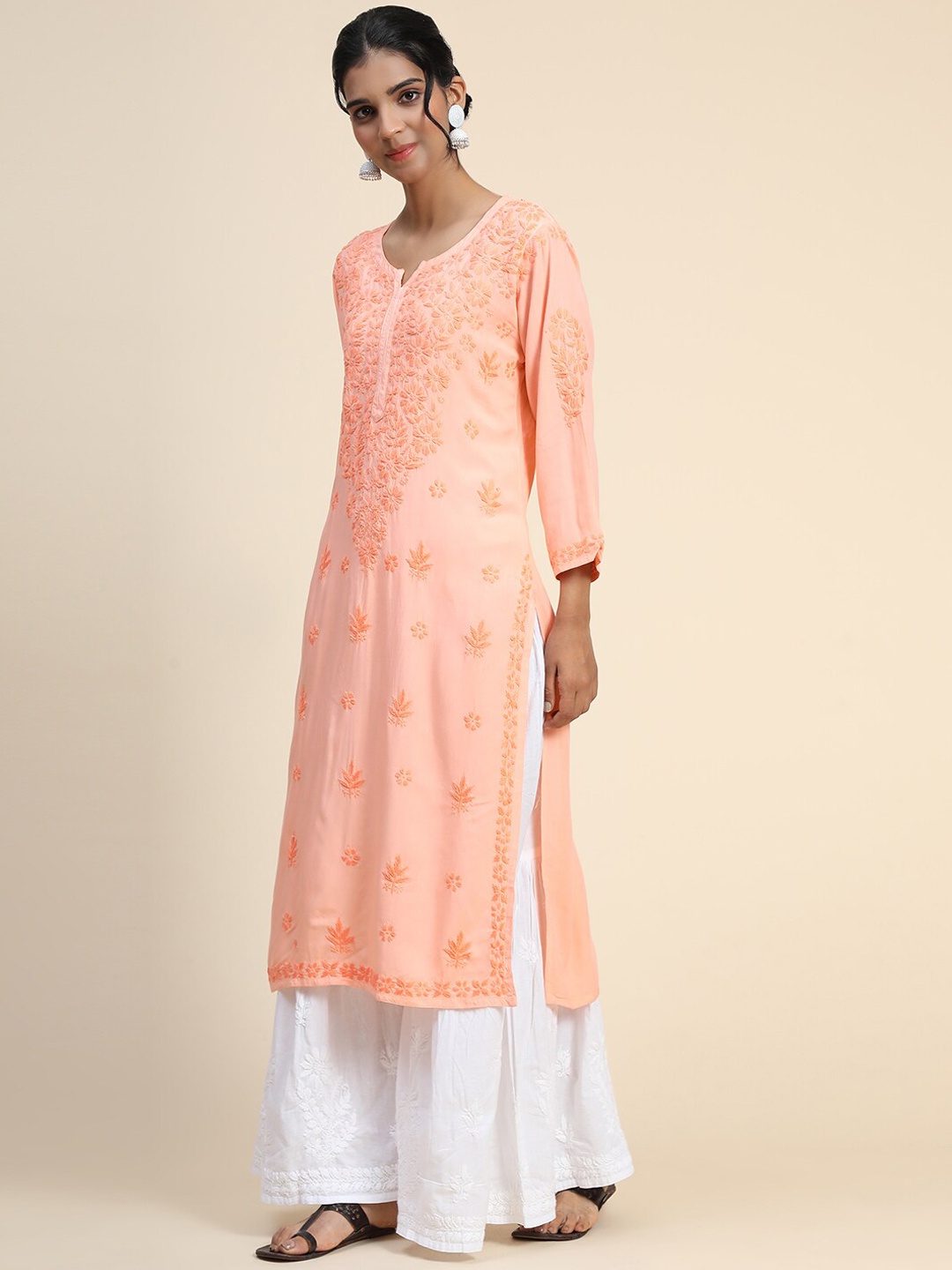 

HOUSE OF KARI Floral Embroidered Chikankari Cotton Kurta, Peach