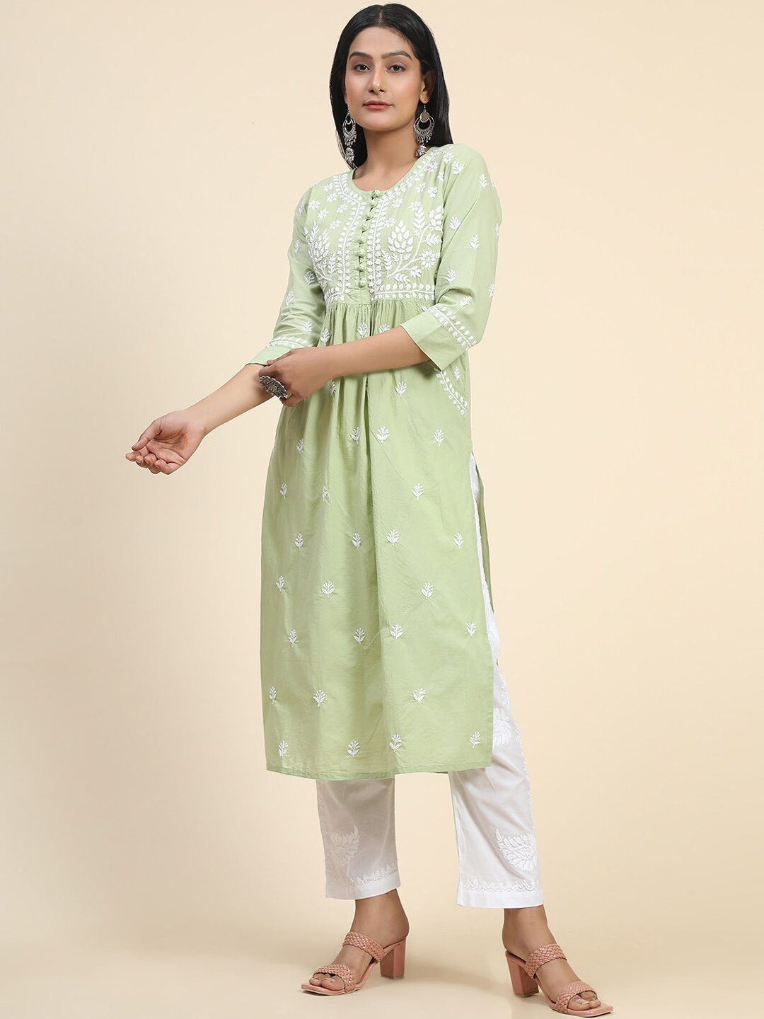 

HOUSE OF KARI Women Ethnic Motifs Embroidered Cotton Kurta, Green