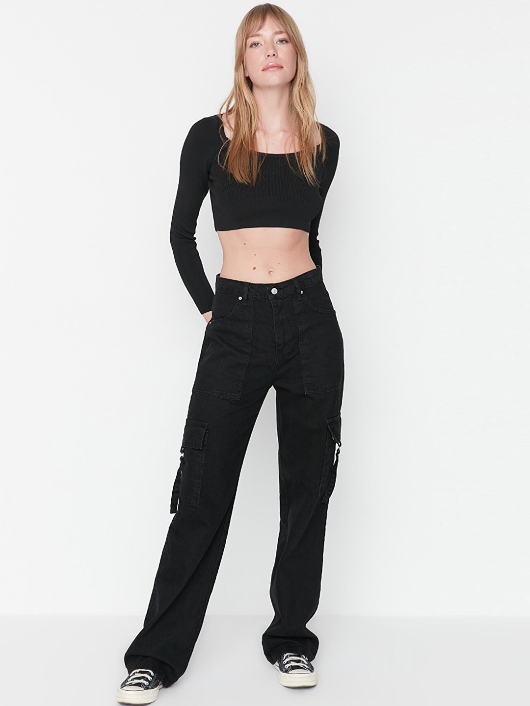 

Trendyol Women Pure Cotton Jeans, Black