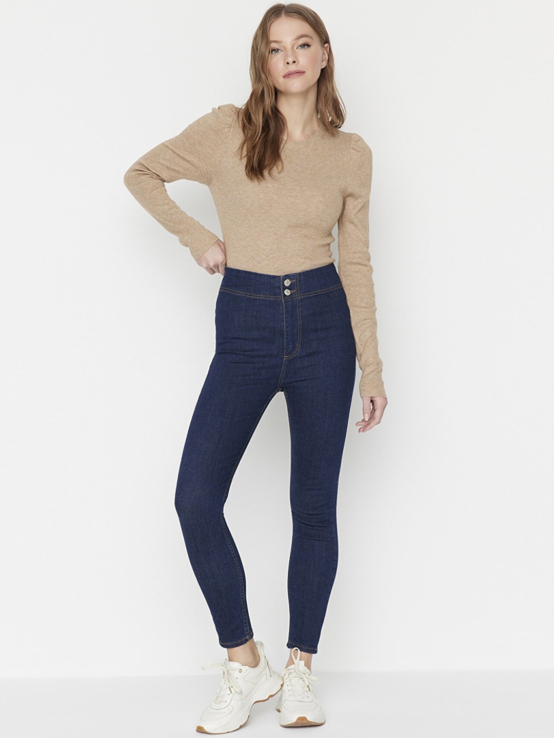 

Trendyol Women Mid-Rise Cotton Jeans, Blue