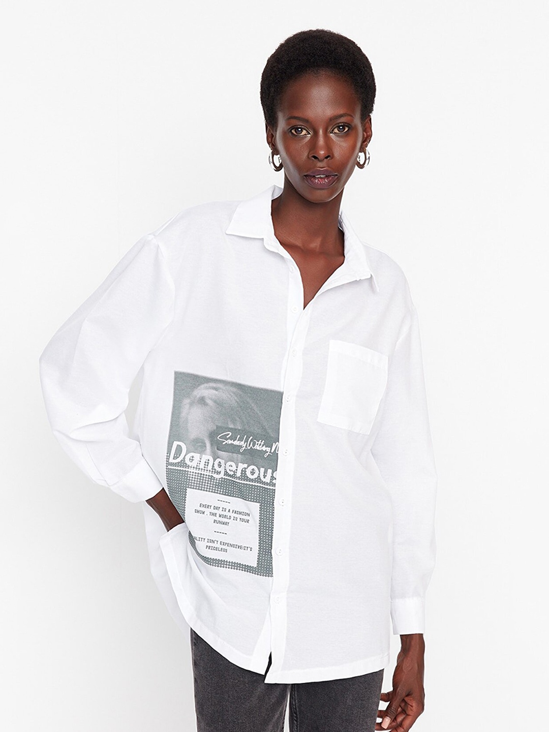 

Trendyol Women Printed Casual Shirt, Off white