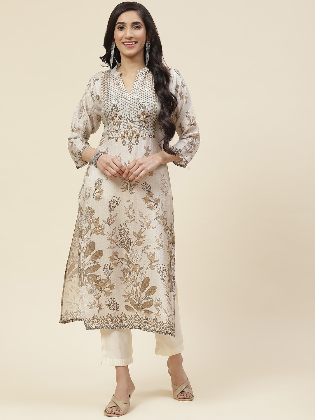 

Meena Bazaar Women Floral Printed Kurta, Cream