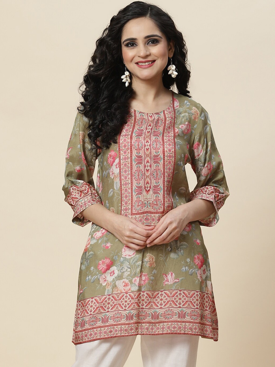 

Meena Bazaar Women Floral Printed Pure Crepe Kurti, Green